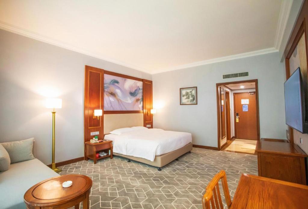 Tiantangwei Fenggang Gladden Hotel מראה חיצוני תמונה