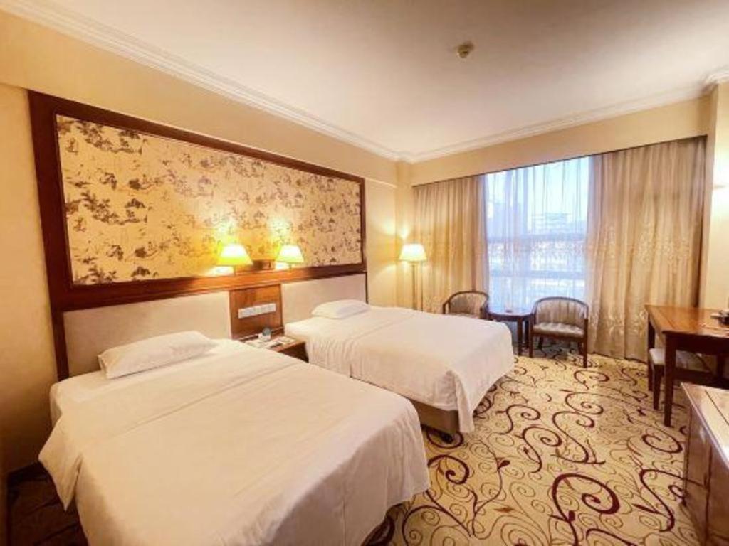 Tiantangwei Fenggang Gladden Hotel מראה חיצוני תמונה